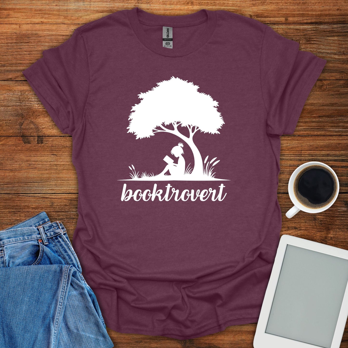 Booktrovert Tee