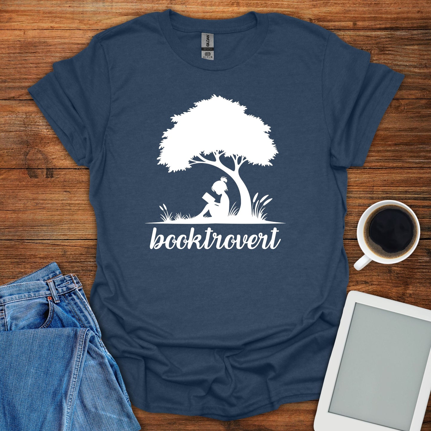 Booktrovert Tee